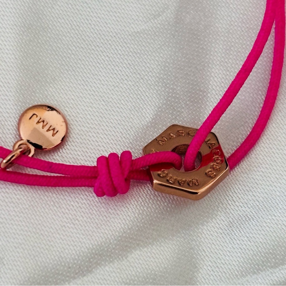 Marc by Marc Jacobs Fuchsia Cord Bracelet with Gold Charms NWOT - Picture 3 of 6